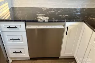 647 E Black St, Rock Hill, SC 29730 - Photo 7