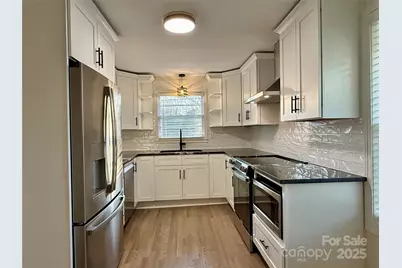 647 E Black Street, Rock Hill, SC 29730 - Photo 3