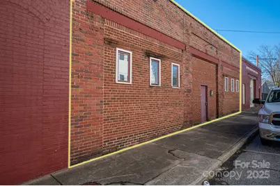127 W Water Street, Lincolnton, NC 28092 - Photo 3