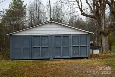 3235 Bee Mountain Road, Lenoir, NC 28645 - Photo 23