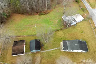 3235 Bee Mountain Rd, Lenoir, NC 28645 - Photo 31