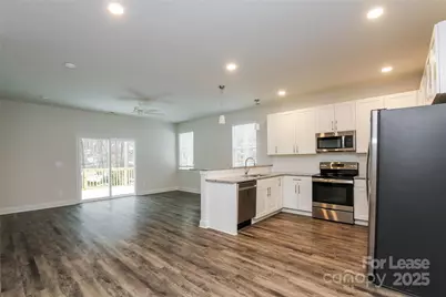 2611 Caroline Street, Statesville, NC 28625 - Photo 5