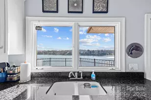 121 Pleasant Pointe Dr, Hickory, NC 28601 - Photo 7