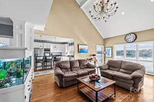 121 Pleasant Pointe Dr, Hickory, NC 28601 - Photo 13