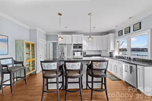 121 Pleasant Pointe Dr, Hickory, NC 28601 - Photo 7