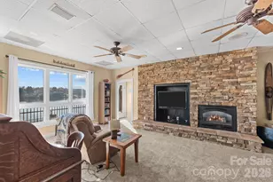 121 Pleasant Pointe Dr, Hickory, NC 28601 - Photo 29