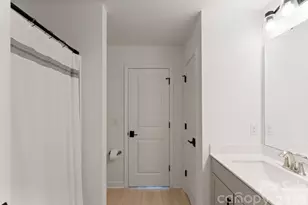 11016 Larkslea Ln, Charlotte, NC 28278 - Photo 35