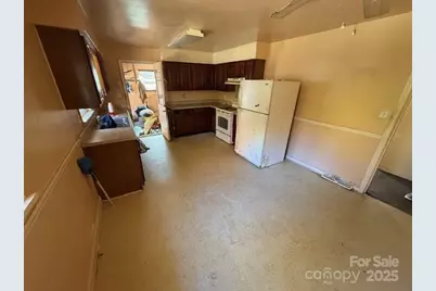 1411 Butler Street, Winston Salem, NC 27107 - Photo 9