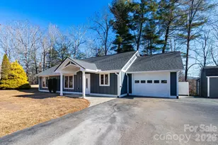 7 Mcgee Ridge Rd, Fairview, NC 28730 - Photo 1