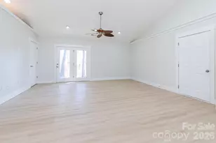 7 Mcgee Ridge Rd, Fairview, NC 28730 - Photo 5