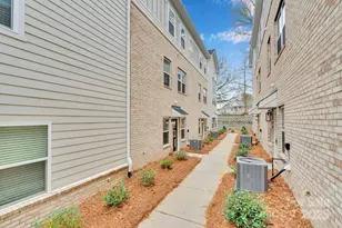 3713 Lou Ann Ave, Charlotte, NC 28208 - Photo 3