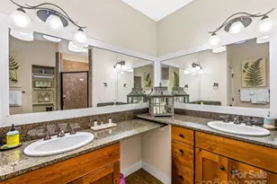 298 Hedgewood Dr, Tuckasegee, NC 28783 - Photo 17