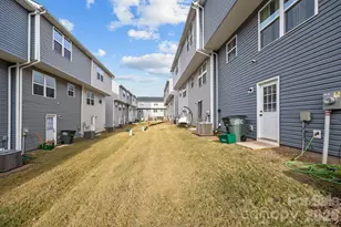 3044 Fiddlewood St, Charlotte, NC 28214 - Photo 29