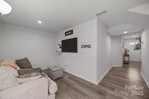 3044 Fiddlewood St, Charlotte, NC 28214 - Photo 5