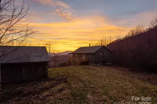 506 Rocky Acres Rd, Canton, NC 28716 - Photo 3