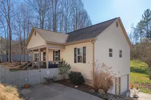 16 Southwood Dr, Weaverville, NC 28787 - Photo 1