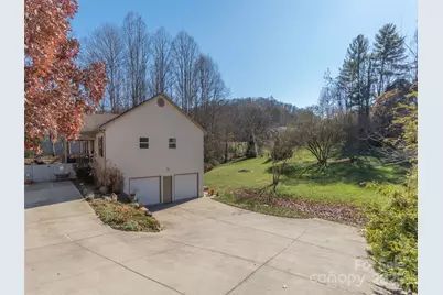 16 Southwood Drive, Weaverville, NC 28787 - Photo 3