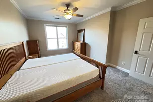 1000 E Woodlawn Road E, Charlotte, NC 28209 - Photo 17