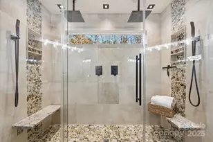 2624 Mt Isle Harbor Dr, Charlotte, NC 28214 - Photo 5