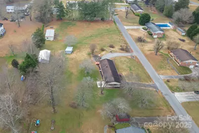 2580 Sweetbriar Circle, Lenoir, NC 28645 - Photo 37