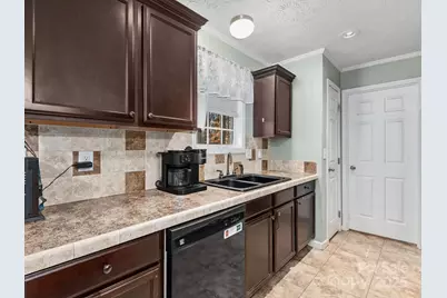 92 Suncrest Drive, Mars Hill, NC 28754 - Photo 9