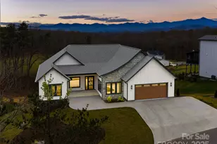 51 Bridgeway Dr, Candler, NC 28715 - Photo 39