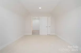 5125 Isaac Dr, Charlotte, NC 28216 - Photo 43