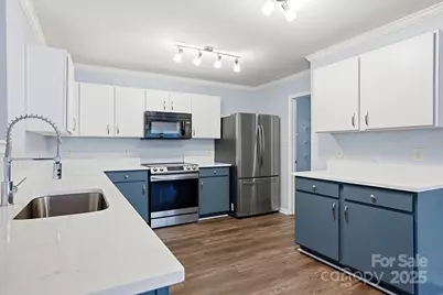 910 Torsion Lane, Clover, SC 29710 - Photo 9