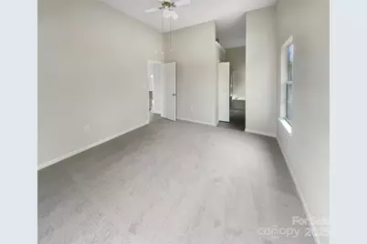 5219 Hedgecrest Place, Charlotte, NC 28269 - Photo 11