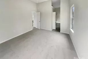 5219 Hedgecrest Pl, Charlotte, NC 28269 - Photo 11