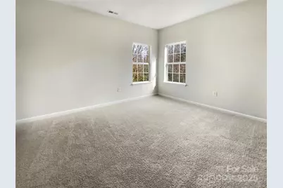 5219 Hedgecrest Place, Charlotte, NC 28269 - Photo 17