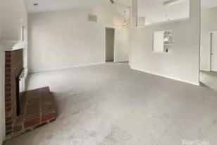 5219 Hedgecrest Pl, Charlotte, NC 28269 - Photo 13