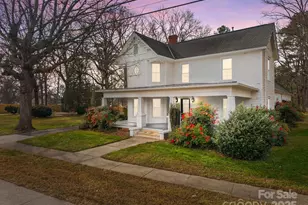 401 W Hoke St, Landis, NC 28088 - Photo 1