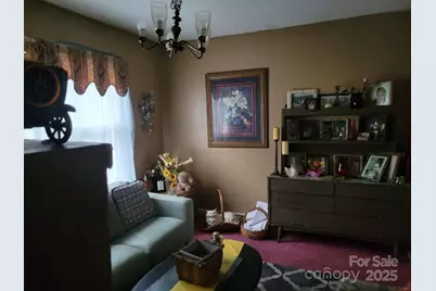 6801 Somersworth Drive, Charlotte, NC 28215 - Photo 3