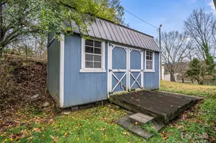 120 Maple Ridge Rd, Candler, NC 28715 - Photo 21