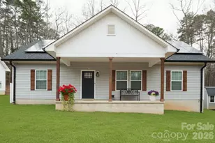 1329 Columbus St, Albemarle, NC 28001 - Photo 1