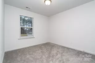 1124 Thayer Gln Ct, Charlotte, NC 28213 - Photo 23