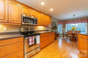 128 Sullivan Ln, Lake Lure, NC 28746 - Photo 7