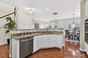 20523 Harbor View Dr, Cornelius, NC 28031 - Photo 7