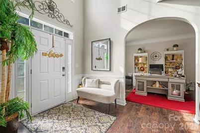 7715 Saddle Trail Lane, Charlotte, NC 28269 - Photo 5