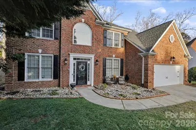 7715 Saddle Trail Lane, Charlotte, NC 28269 - Photo 3