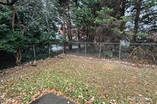 19612 Oak St, Cornelius, NC 28031 - Photo 17