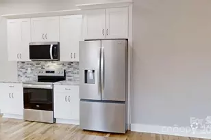 484 Hilltop Rd, Lincolnton, NC 28092 - Photo 7