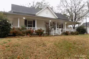 812 E Catawba St, Belmont, NC 28012 - Photo 1