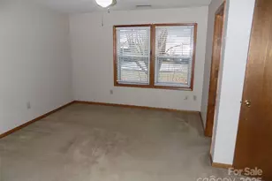 812 E Catawba St, Belmont, NC 28012 - Photo 5