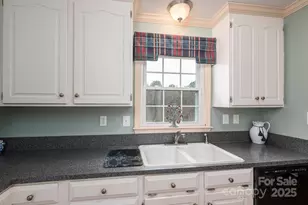 113 Old Stage Coach Rd, Lawndale, NC 28090 - Photo 11