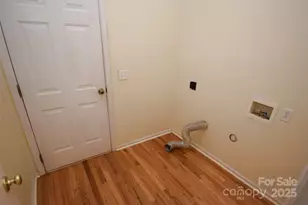 10214 Stoneykirk Ln, Charlotte, NC 28269 - Photo 21