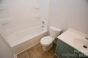 10214 Stoneykirk Ln, Charlotte, NC 28269 - Photo 25