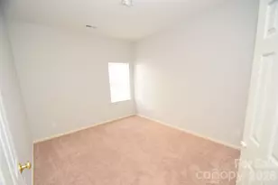 10214 Stoneykirk Ln, Charlotte, NC 28269 - Photo 21