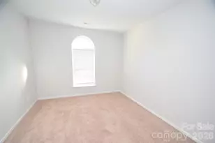 10214 Stoneykirk Ln, Charlotte, NC 28269 - Photo 21